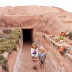 Eingang Underground Camping