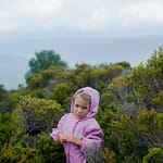 Gipfelstümerin auf dem Wanderweg 2