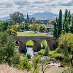 ältese Brücke und Kirche Australiens